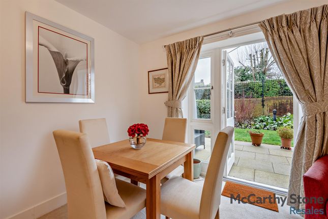 4 Horsley Place, High Street, Cranbrook photo 3