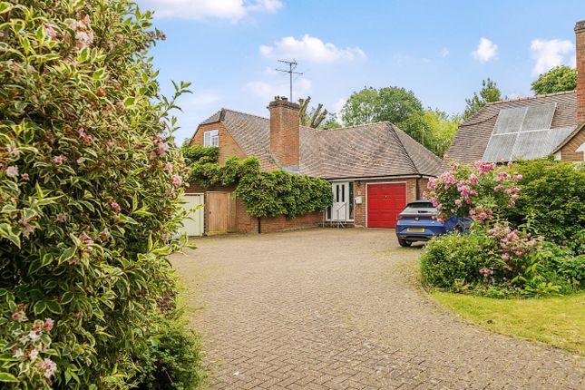 Thumbnail Detached house for sale in Woodview, Faringdon, Oxfordshire