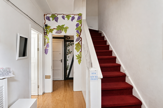 17, Harleyford Road, LONDON photo 2
