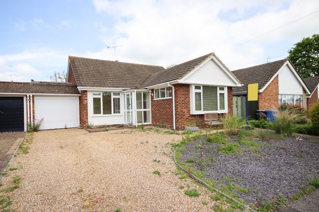 Bungalow for sale in Fontwell Close, Maidenhead