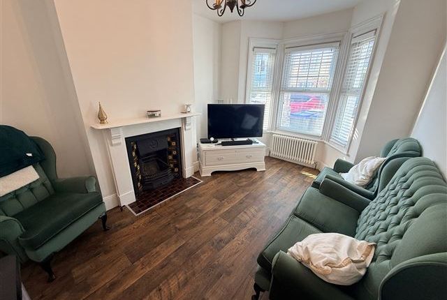 89, Becket Road, Worthing photo 2