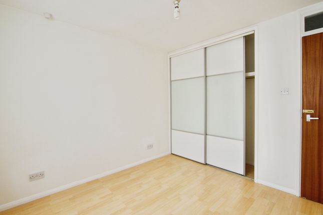 40, Cairo Road, London photo 2
