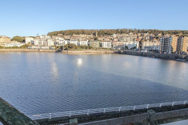39, Knightstone Beacon, Weston-super-Mare photo 2
