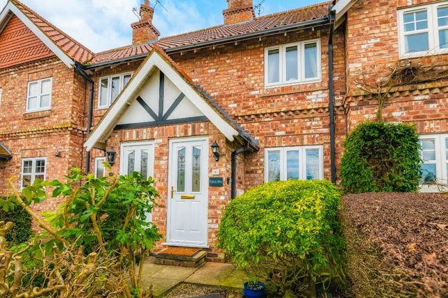 Thumbnail Cottage for sale in Carrs Meadow, Escrick, York