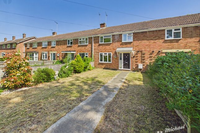 3-bed house on 22 Oakfield Road, Aylesbury, £350,000