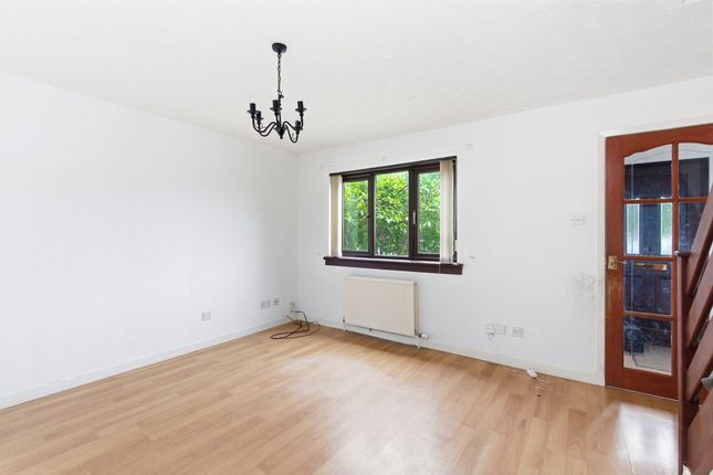 1 Bairns Ford Court, Falkirk photo 3