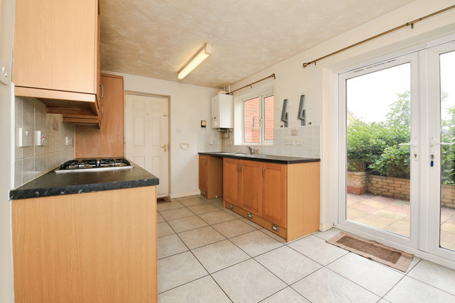73, Peterborough photo 3