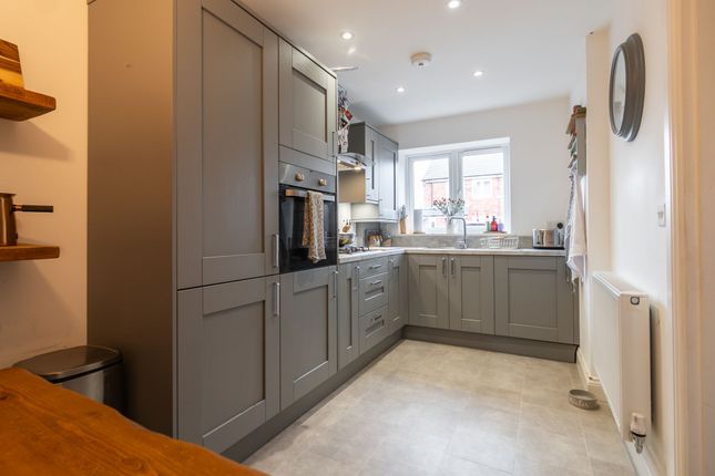 3 Peberdy Close, Leicester photo 4