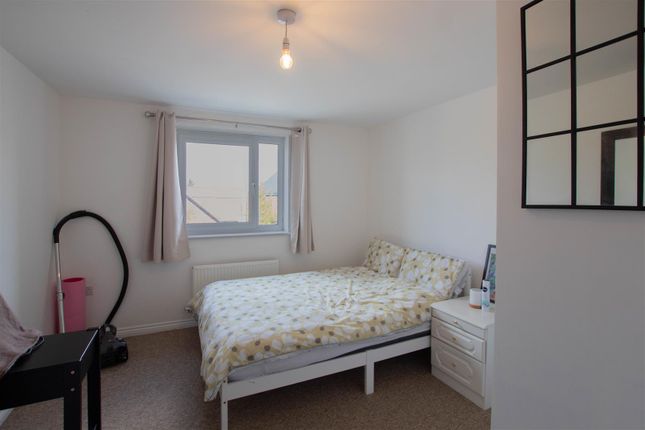 Flat to rent in Fleming Way, Withersfield, Haverhill