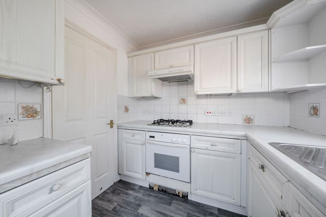 14 Wolsey Close, Bognor Regis photo 4