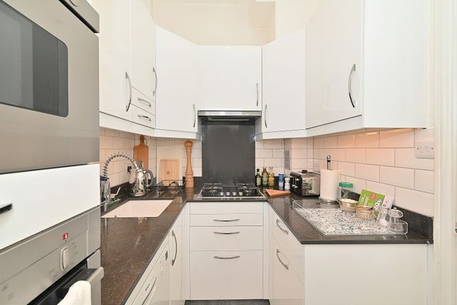 3, Eaton Terrace Mews, London photo 3