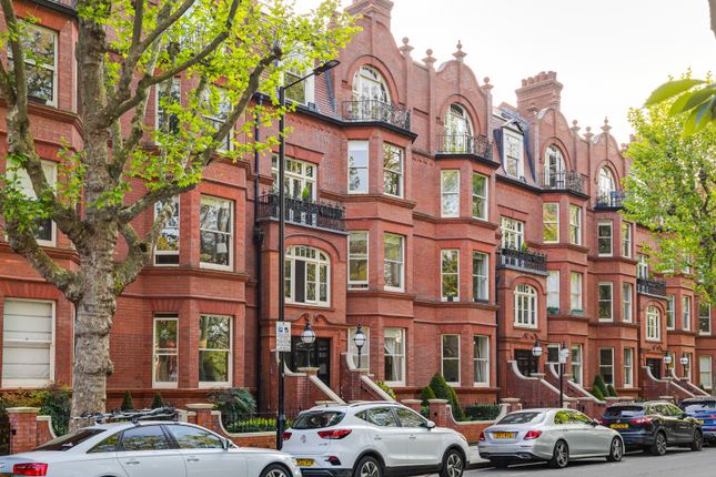 Thumbnail Flat for sale in Morshead Road, London