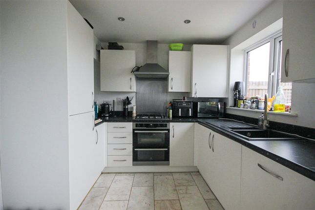 8, Denny Street, Bedford photo 3