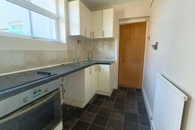 26, Sutton-in-Ashfield photo 3