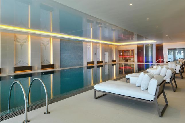 Flat 110, Duncombe House, Victory Parade, London photo 2