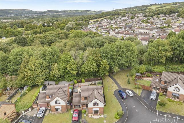 4-bed detached on 2, Cwrt Emily, Swansea, £320,000