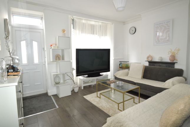 Thumbnail End terrace house for sale in Alabama Street, London