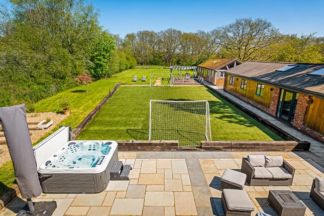The Paddock, Parkgate Road, Dorking photo 4