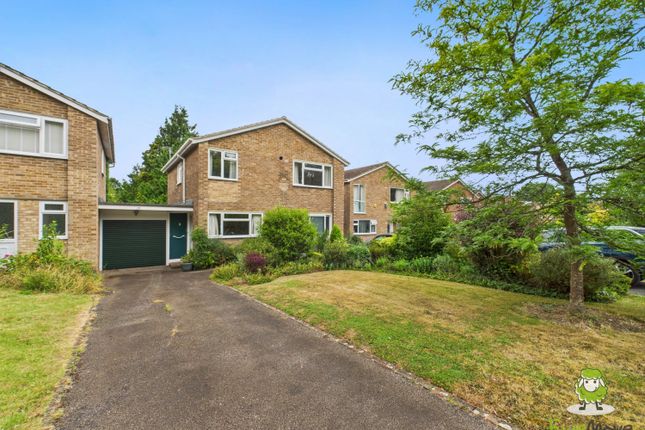 Ewemove Estate Agents Basingstoke - Coniston Road