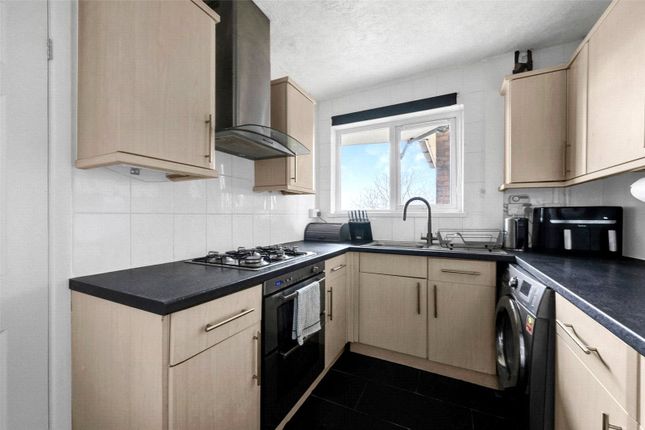 60, St Edmunds Road, Kent photo 3
