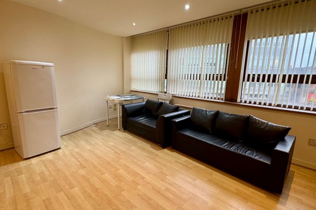 207, Leicester photo 3