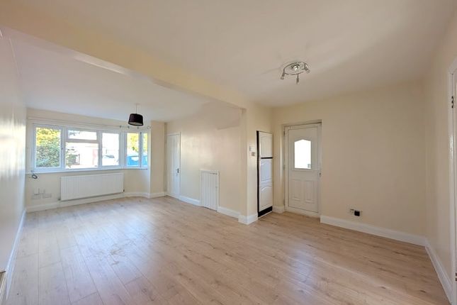 1, Longford Avenue, Feltham photo 2