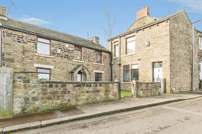 3-bed house on 11-, 11a Combs Road, Dewsbury, £190,000