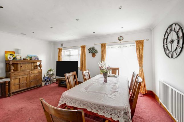 Semi-detached house for sale in Albury Avenue, Isleworth