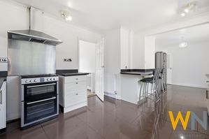 11, Birch Drive, Manningtree photo 4
