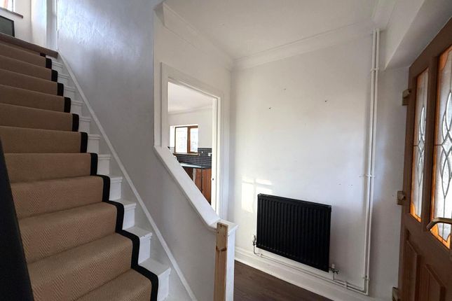 Glandwr Crescent, Swansea photo 3