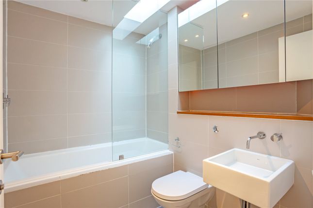 Flat for sale in Collingham Place, London