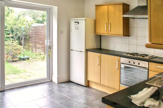 86, Upper Farm Road, West Molesey photo 3