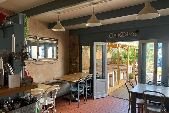 Thumbnail Restaurant/cafe for sale in Hanwell, London