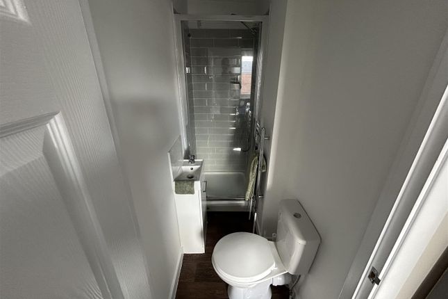Room 4, 66, Victoria Street, Mansfield photo 5