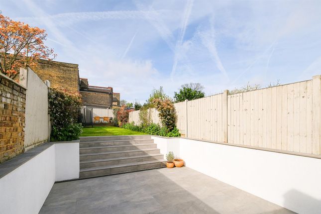 Property for sale in Lytton Road, London