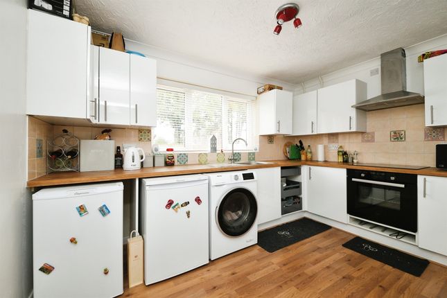 221, Smeeth Road, Wisbech photo 4
