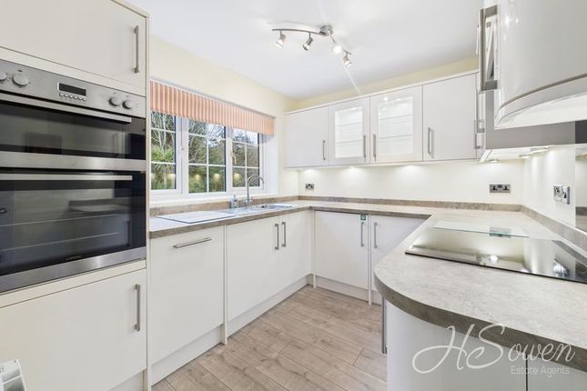73, Braddons Hill Road East, Torquay photo 3