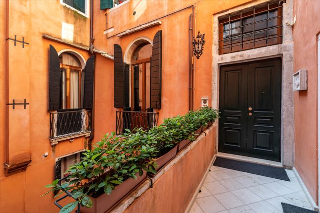 Apartment for sale in Venice, Veneto, Italy