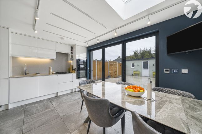208, Willow Road, Kent photo 4