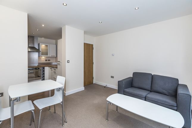 Thumbnail Flat to rent in Seagull Lane, London