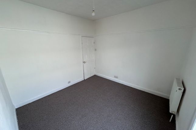 7, McKinley Avenue, Hull photo 5