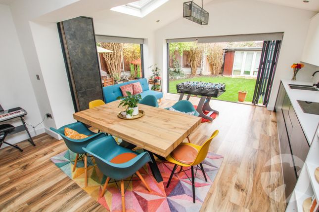 End terrace house for sale in Eltham Palace Road, London