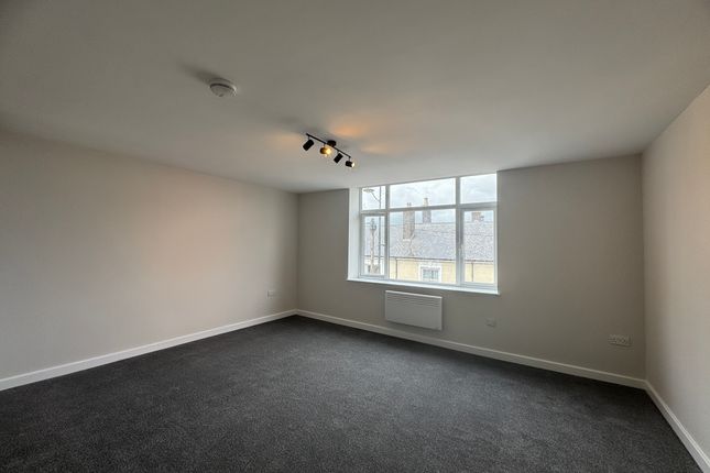 Flat 2, Dudley photo 2