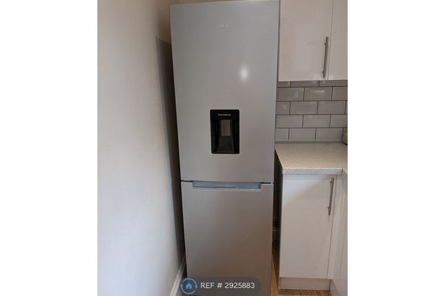 Flat, Osborne Road, Levenshulme photo 2