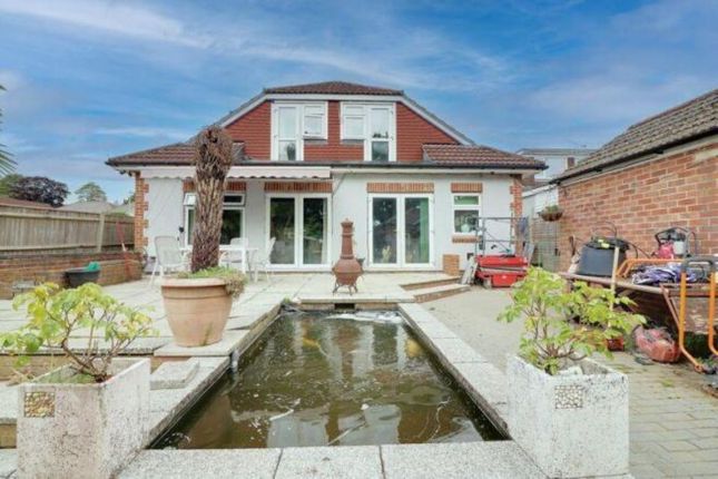 32, Padnell Road, Waterlooville photo 4