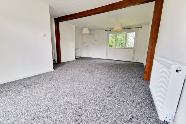 Downland Drive, Downland Drive, Crawley photo 4