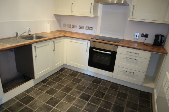 Flat to rent in 19 Grosvenor Gate, Leicester