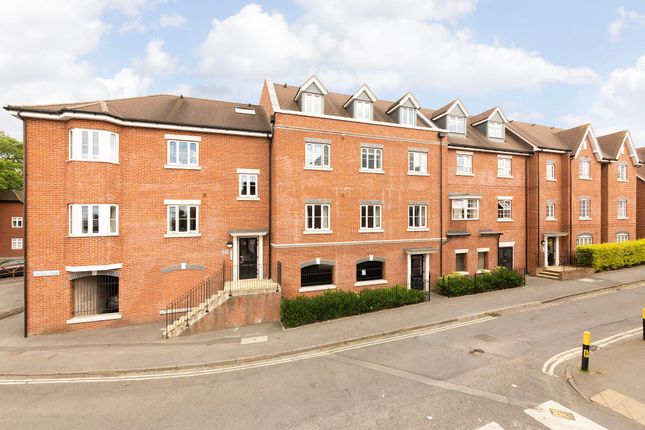 Thumbnail Flat for sale in Little Lane, Wantage