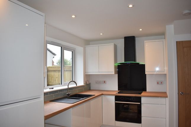 46 Roping Road, Roping Road, Yeovil photo 2