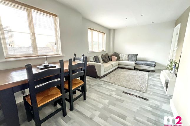 24, Bishpool View, Newport photo 4